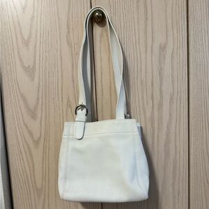 Coach 1996 Vintage Soho Bucket Bag White